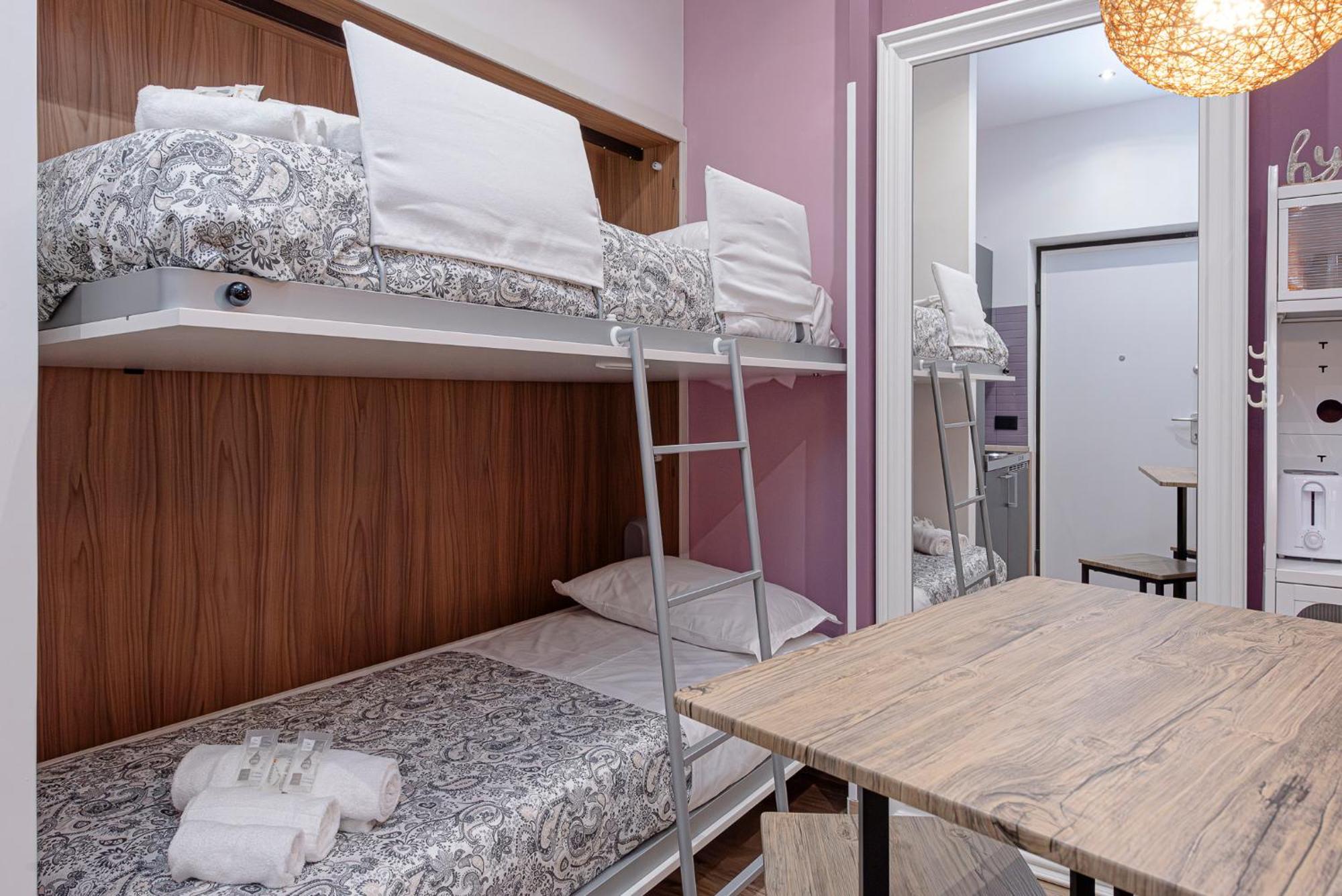 Alis Laura - Near Metro Bologna, Easy Access To Frühstückspension