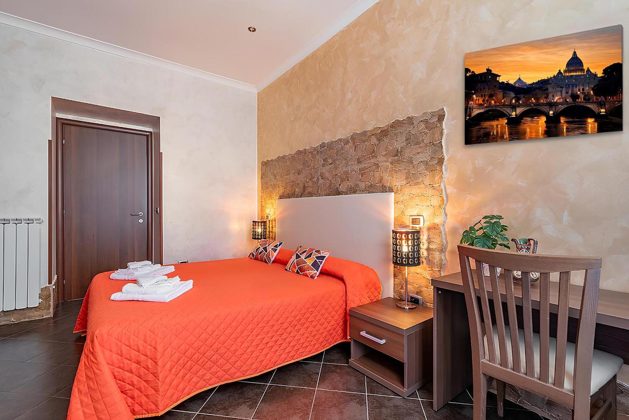 Alis Laura - Near Metro Bologna, Easy Access To *